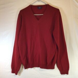 Brooks Brothers Medium Merino Wool Red V-Neck Sweater Preppy Classic Minimalist